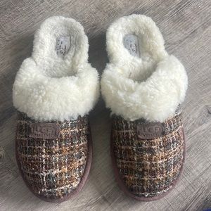 Ugg tweed slippers